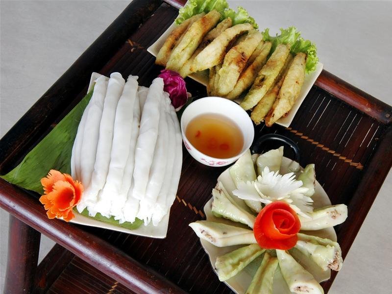 Bánh tẻ làng Chờ gần khu đô thị Hồng Hạc